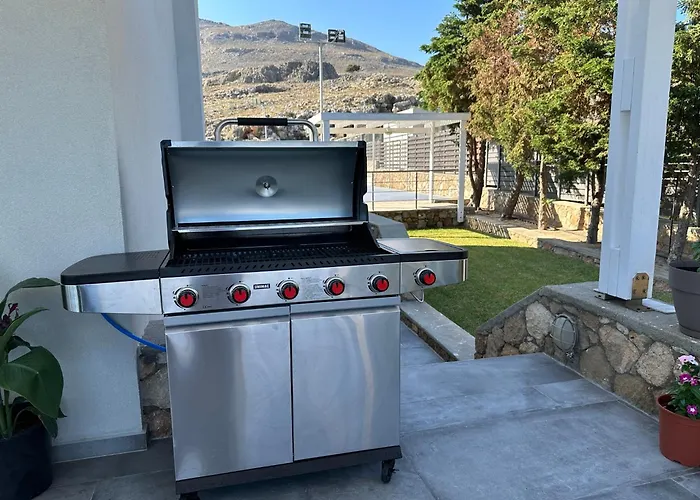Solis Lindos Villa