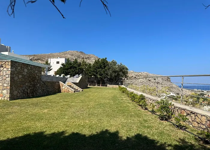 Solis Lindos Villa