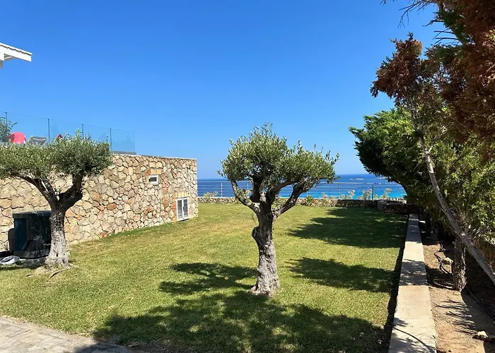 Solis Lindos Villa